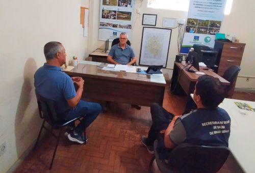 Presidente do CBH Águas do Rio Manhuaçu recebe Superintendência Regional de Saúde de Manhuaçu